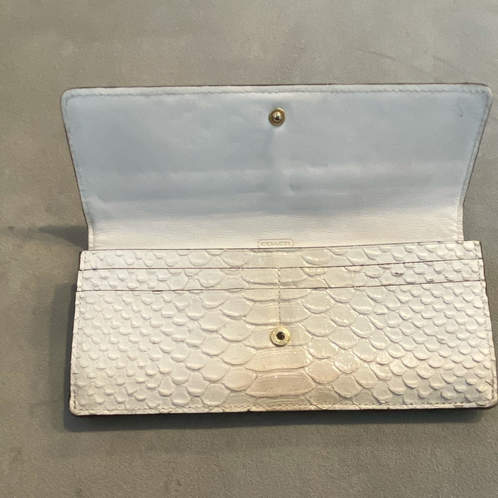 Coach Cream Snake Embossed Leather Wallet Envelope Flap - Picture 3 of 3